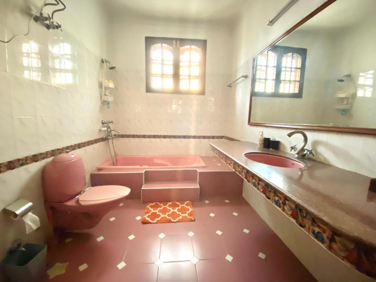 Roshani Pool Villa Gurgaon - 7Br #Privatepool #Villa #Bungalow #Garden #Staycation Ngoại thất bức ảnh