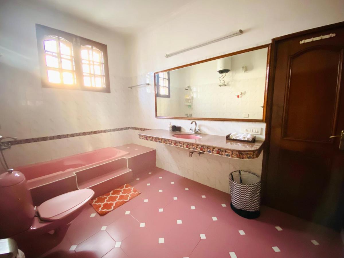 Roshani Pool Villa Gurgaon - 7Br #Privatepool #Villa #Bungalow #Garden #Staycation Ngoại thất bức ảnh