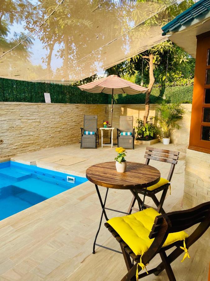Roshani Pool Villa Gurgaon - 7Br #Privatepool #Villa #Bungalow #Garden #Staycation Ngoại thất bức ảnh
